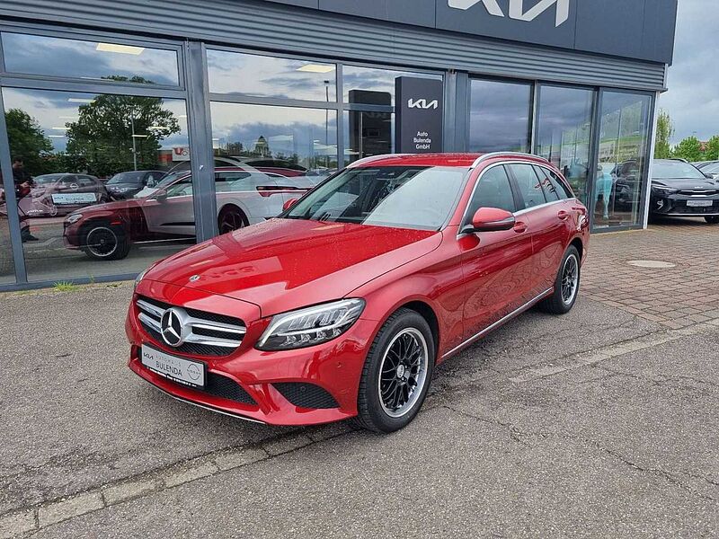 Mercedes-Benz C 180 Avantgard 9G-TRONIC Navi LED