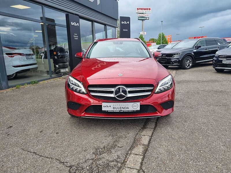 Mercedes-Benz C 180 Avantgard 9G-TRONIC Navi LED