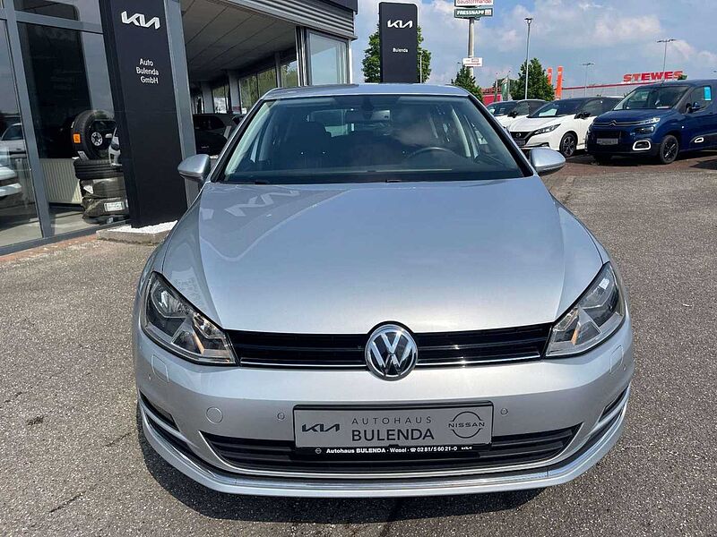 Volkswagen Golf VII Lim. Lounge BMT AHK