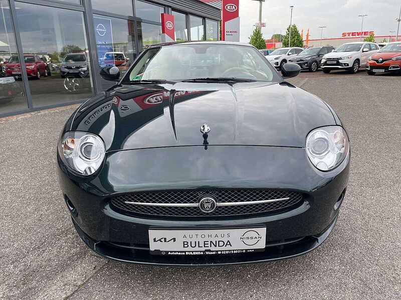 Jaguar XK 4.2 Coupe 1. Hand -Deutsches Fahrzeug-