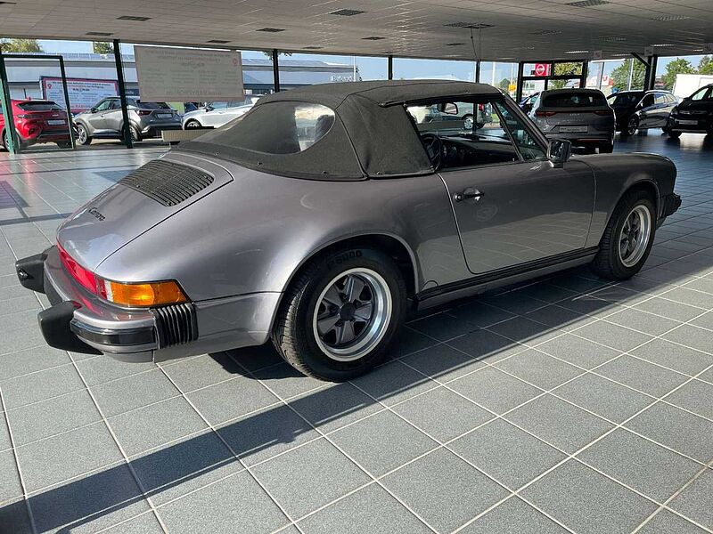 Porsche 911 Carrera  Cabrio Jubi 911