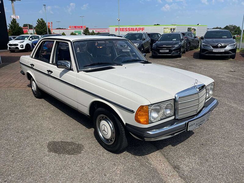 Mercedes-Benz 200