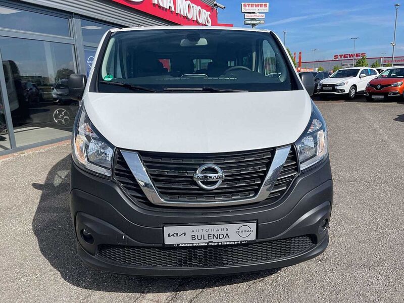 Nissan NV300 Kombi L2H1 9 Sitzer Automatik NAVI AWR