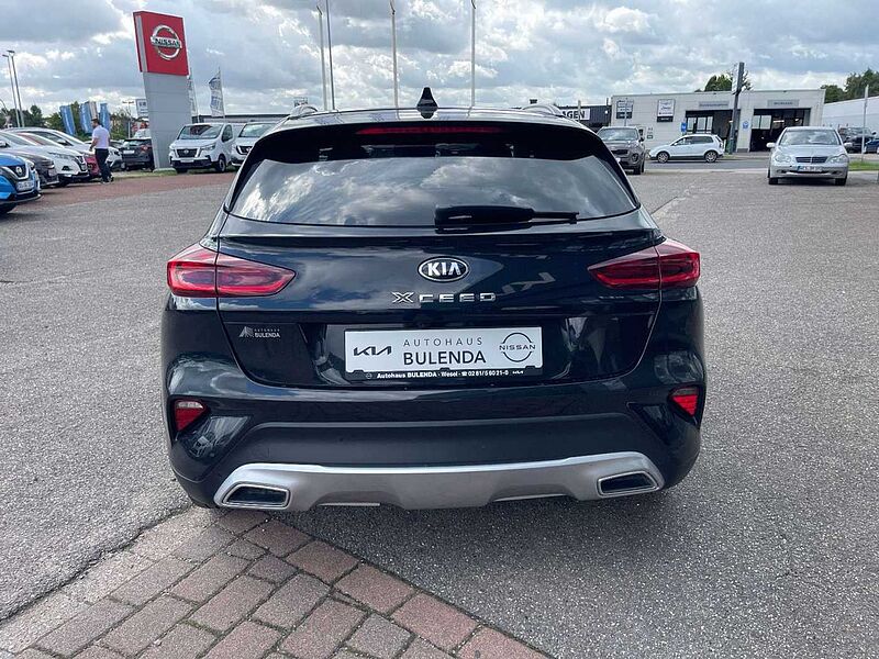 Kia XCeed Platinum Edition Plug-in Hybrid AHK abnehm