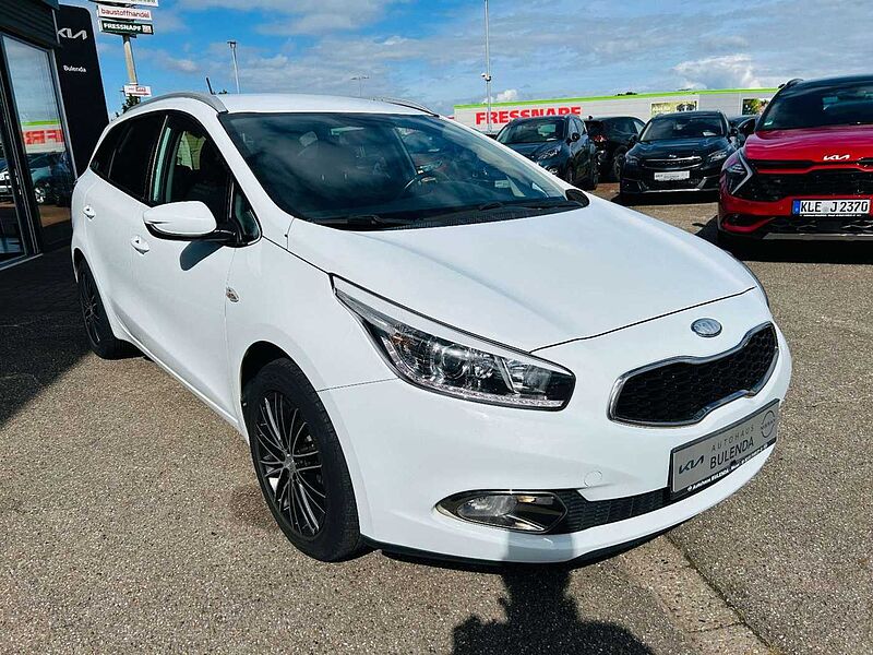 Kia Ceed SW / cee'd SW Ceed Sportswagon Dream Team 1.4 NAVI