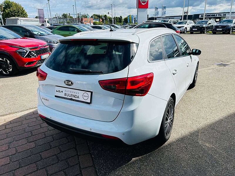 Kia Ceed SW / cee'd SW Ceed Sportswagon Dream Team 1.4 NAVI