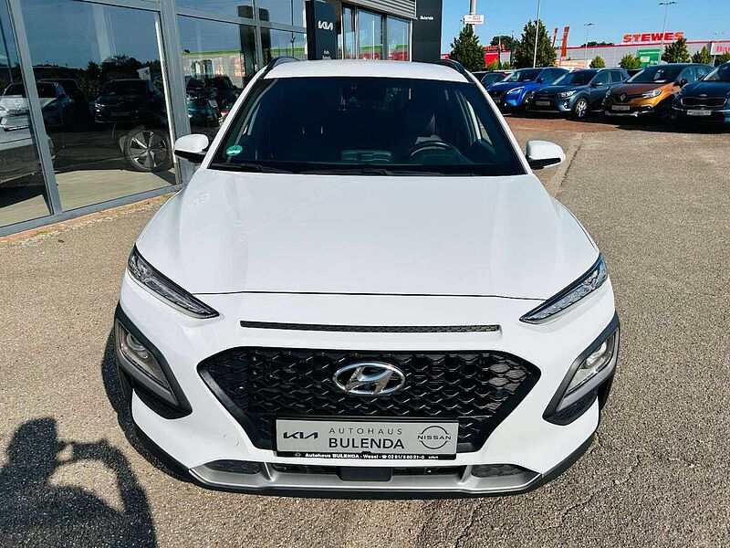 Hyundai KONA YES! Plus 2WD NAVI AWR HUD