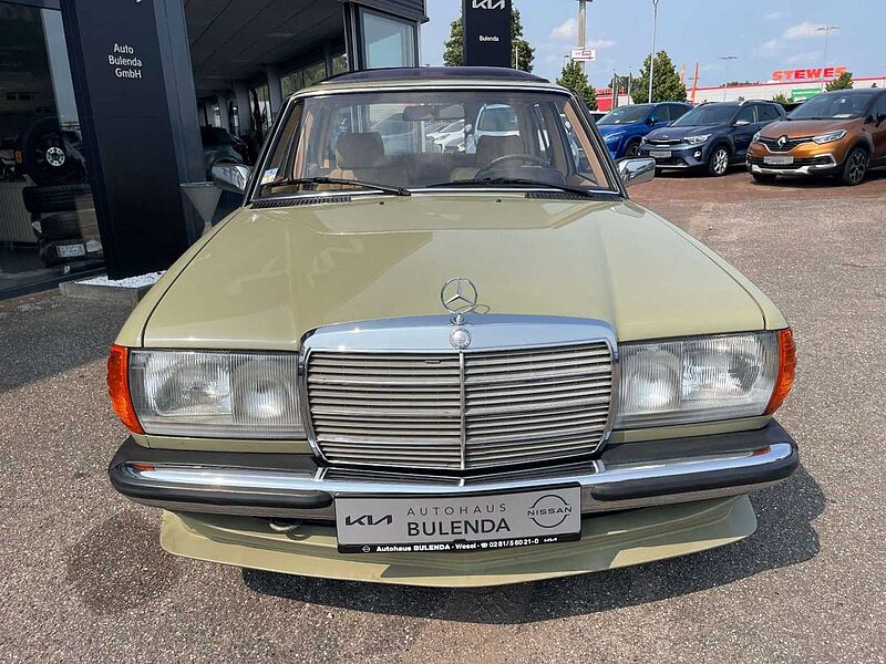 Mercedes-Benz 200