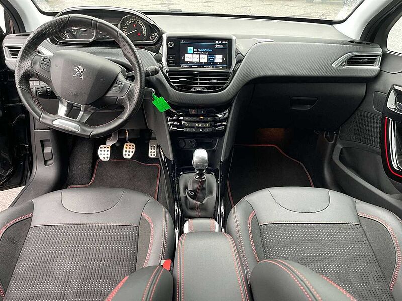 Peugeot 2008 GT-Line AWR