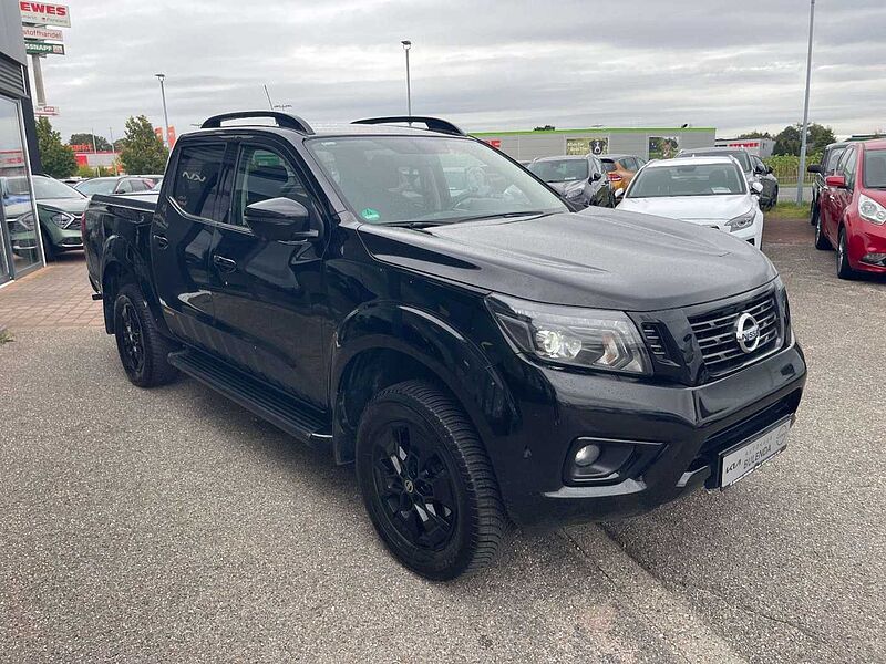 Nissan Navara NP300 N-Guard DCab 4x4 AHK Rollcover