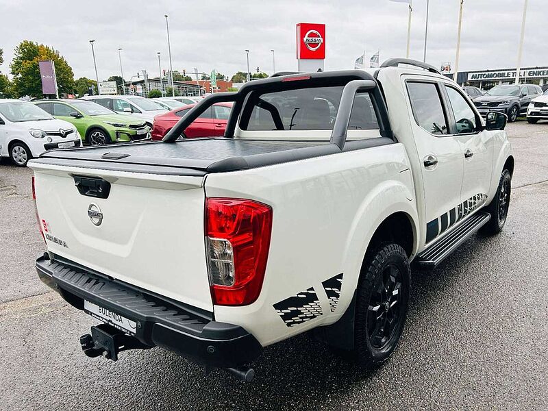 Nissan Navara NP300 N-Guard Double Cab 4x4 AHK NAVI