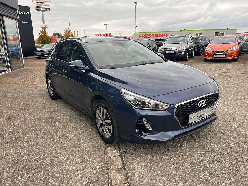 Hyundai i30 cw Family +