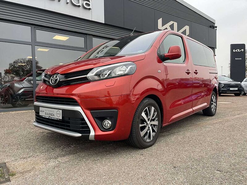 Toyota Proace Verso 2.0D L1 Team 8 Sitzer Navi Kamera