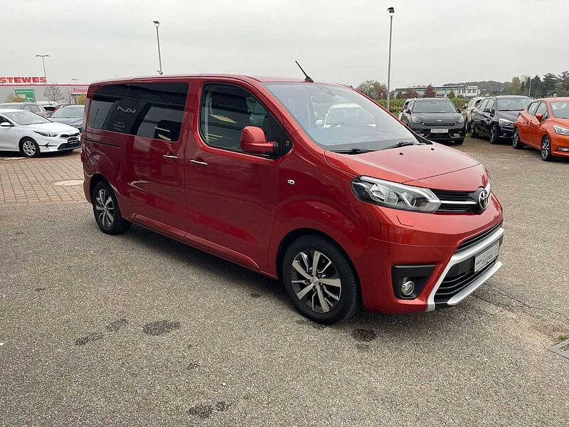 Toyota Proace Verso 2.0D L1 Team 8 Sitzer Navi Kamera