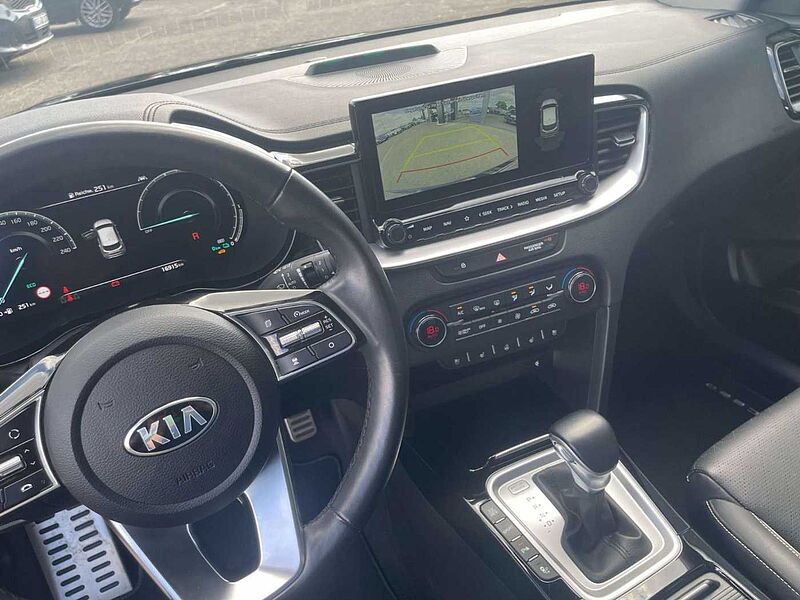 Kia XCeed Plug-in Hybrid Platinum Panorama AWR