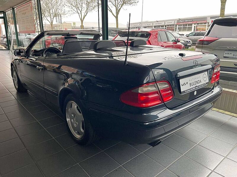 Mercedes-Benz CLK 320 ELEGANCE AT Leder