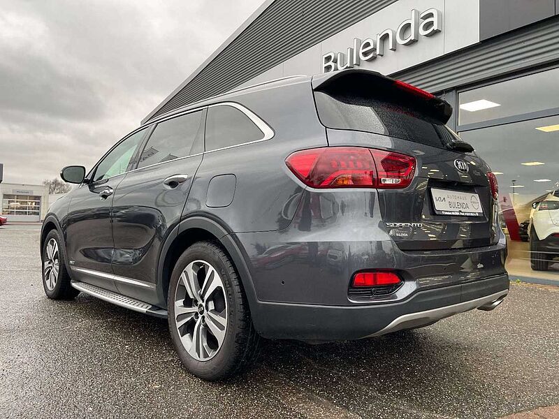 Kia Sorento 2.2D AT8 AWD Platinum Pano 7Sitzer