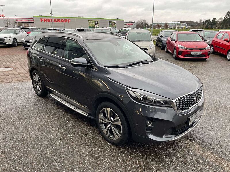 Kia Sorento 2.2D AT8 AWD Platinum Pano 7Sitzer